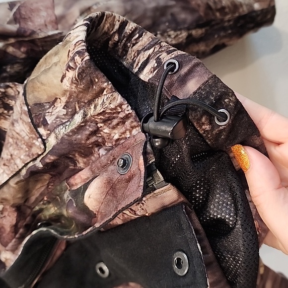 Cabela's Herters Women's Mossy Oak Camo Jacket - Picture 12 of 13